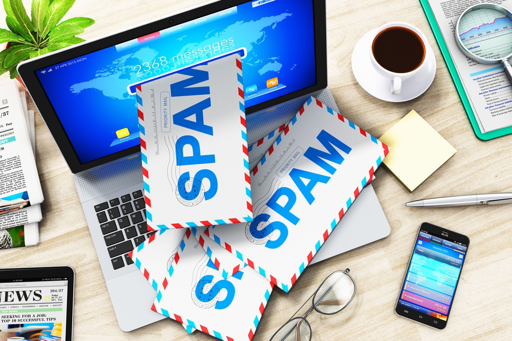 tu khoa spam email can tranh